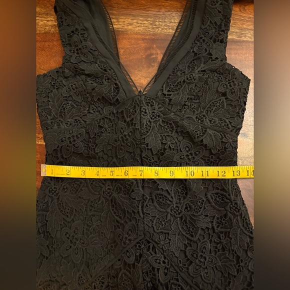 Reiss Barbara Lace midi dress - Picture 11 of 11